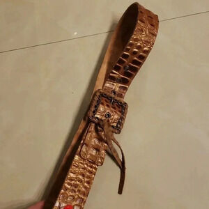 Garbo leather belt NWOT